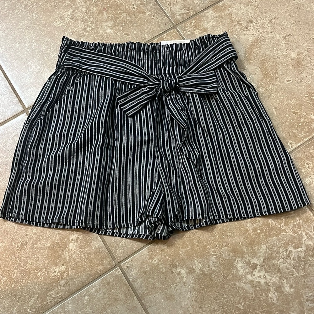 SO High Rise Pull On Shorts